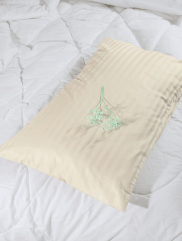 Наволочка Сатин-страйп, молочная