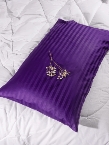 Наволочка Сатин-страйп, фиолетовая