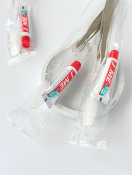 Зубной набор одноразовый: золотистая щетка+паста (50 шт/уп)