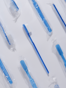 Зубная щётка одноразовая с нанесением пасты, синяя