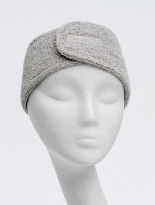 Косметическая повязка на голову махровая с липучкой, серая