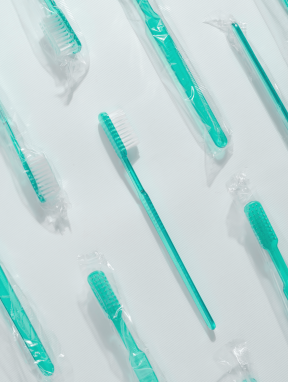 Зубная щётка одноразовая с нанесением пасты, зеленая