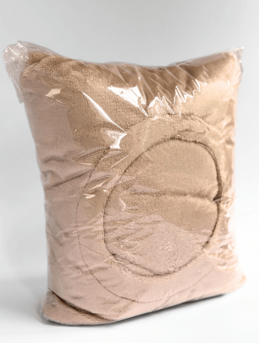 Чехол на кушетку с отверстием плюшевый, бежевый (300 г/м²)