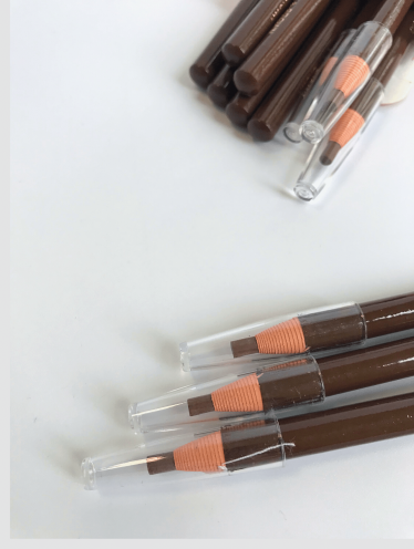 Карандаш для разметки бровей, светло-коричневый №01