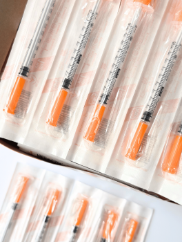 Шприц 1мл инсулиновый U-100 с интегр. иглой 30G, MedPlast (100 шт/уп)