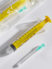 Шприц 10 мл Luer Lock с иглой 21G, Alexpharm (100 шт/уп)