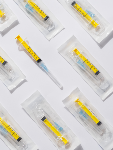 Шприц 2 мл Luer Lock с иглой 23G, Alexpharm (100 шт/уп)