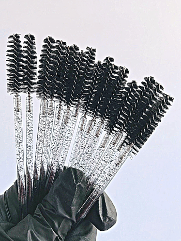 Щеточка нейлоновая для ресниц и бровей, черная (50 шт/уп)