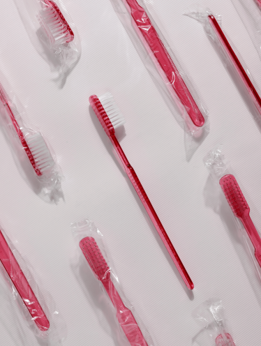 Зубная щётка одноразовая с нанесением пасты (100 шт), бордовая