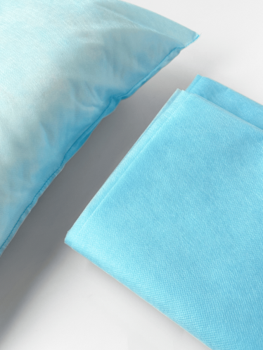 Комплект постельного белья одноразовый (спанбонд) голубой