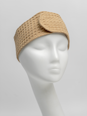 Косметическая повязка на голову с липучкой вафельная, бежевая