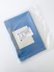 Офтальмологическая накидка стерильная 80*120 см, с адгезивным полем, отверстием и карманом