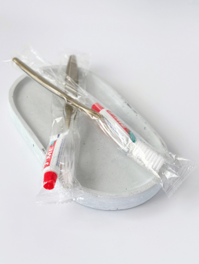 Зубной набор одноразовый: золотистая щетка+паста (50 шт/уп)